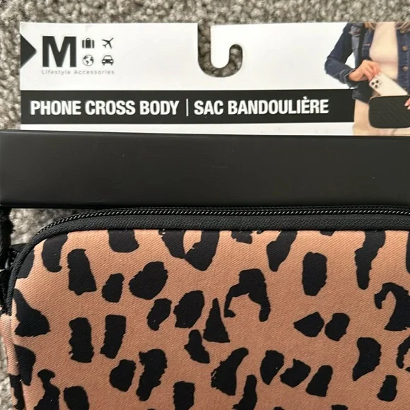 Cross body bag - Picture 2 of 7